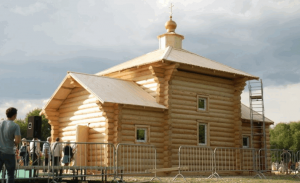 На фестивале «Русское поле» за один день построят обыденный храм