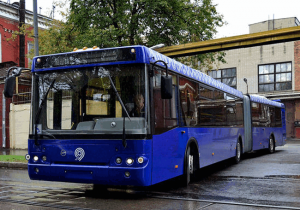 За пять лет подвижной состав наземного общественного транспорта столицы обновился на 70%