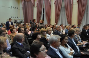 На встрече с префектом ЮАО Алексеем Челышевым жители округа обсудили социально-экономическое развитие округа