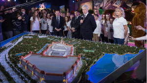 Ведется строительство самого крупного в мире парка развлечений - Собянин