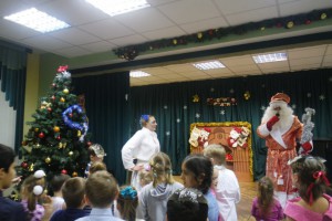 В центре социального обслуживания «Царицынский» состоялся праздничный концерт, посвященный Новому году