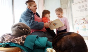 В Москве создали 33 пункта обмена вещами для малообеспеченных семей
