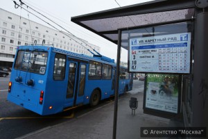 В этом году в Москве около 350 остановок оснастят табло со временем прибытия автобусов