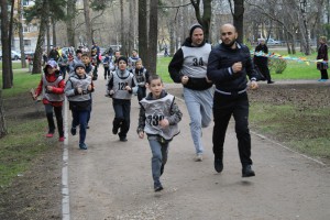 Первый семейно-весенний марафон прошел в минувшие выходные в парке «Сосенки»