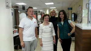 Центр госуслуг «Мои документы» в районе Царицыно посетили члены местной молодежной палаты