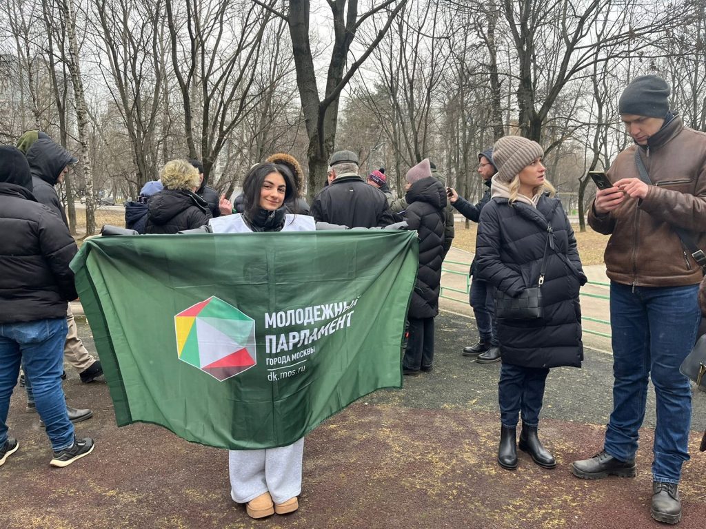 Представители Молодежной палаты Царицына приняли участие в обходе района. Фото: страница Молодежной палаты Царицына в социальных сетях