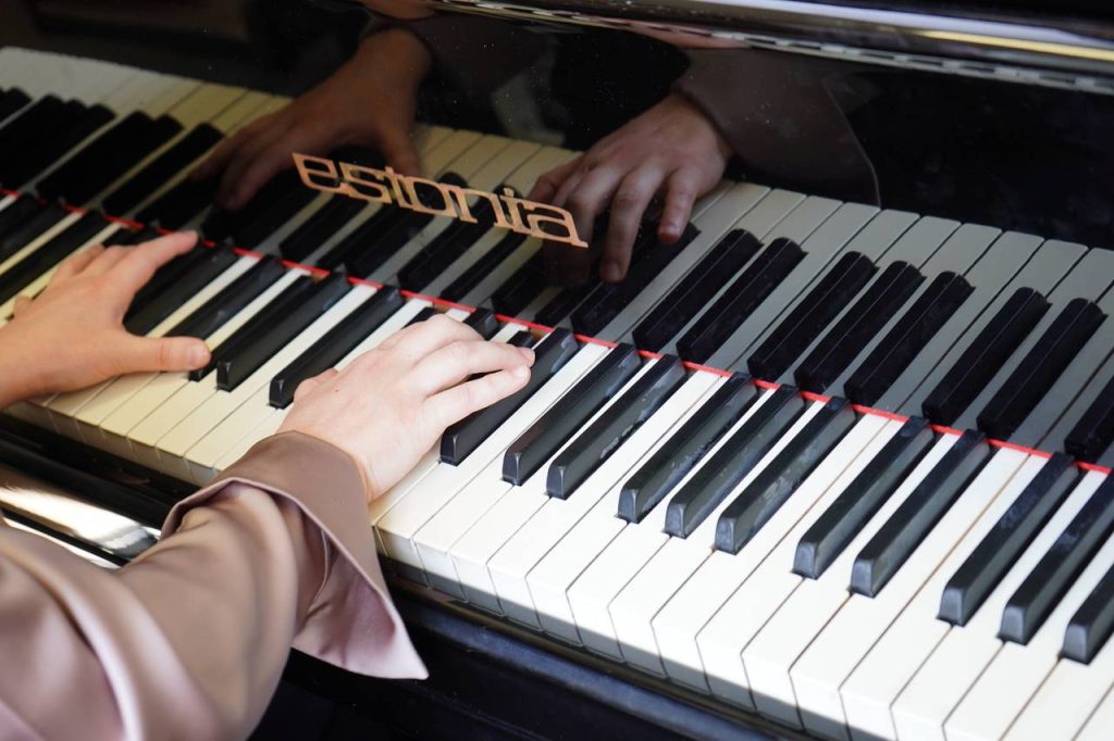 Ребята смогут выбрать любое направление образования в сфере культуры и искусства, например, музыкальное, хоровое, архитектурное, художественное, хореографическое и театральное. Фото: Анна Быкова, «Вечерняя Москва»