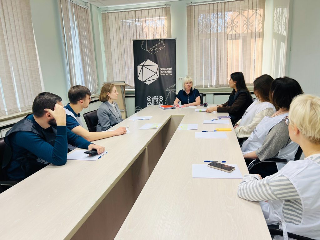 Члены Молодежной палаты Царицына провели заседание. Фото: официальная страница Молодежной палаты района Царицыно в социальных сетях