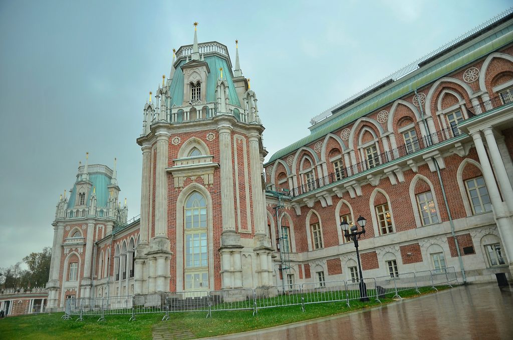 Музей-заповедник «Царицыно» представит выставку старинных китайских воздушных змеев в 2027 году. Фото: Анна Быкова, «Вечерняя Москва»