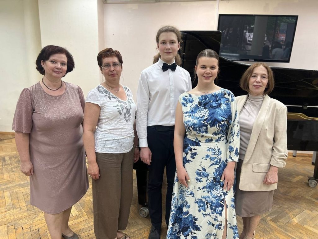 «Мелодия детства»: ученики ДМШ №4 провели праздничный концерт. Фото: официальная страница ДМШ №4 в социальных сетях