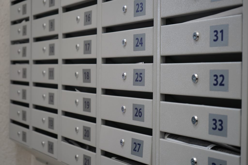 В районе Царицыно завершается плановый ремонт подъездов. Фото: Анна Быкова, «Вечерняя Москва»