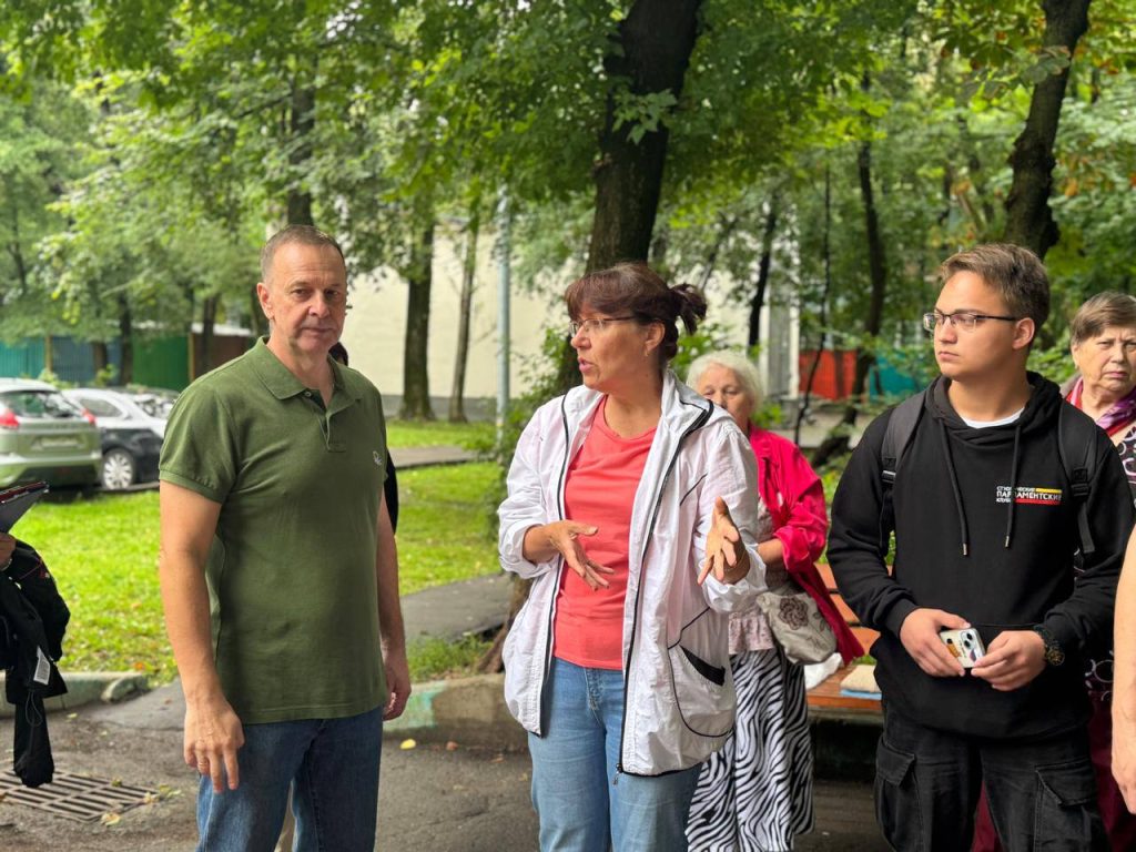 Еженедельный обход территории прошел в Царицыне. Фото: Telegram-канал управы района Царицыно