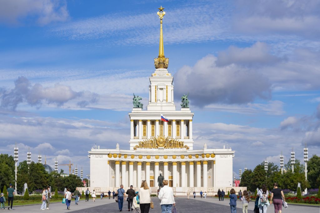 Выставка Русского музея на ВДНХ продлится до 1 февраля 2026 года — Собянин. Авторство: Медиатека ВДНХ