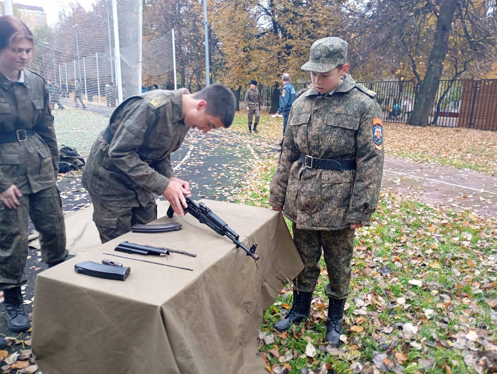 Кадеты школы №1466 имени Надежды Рушевой приняли участие в школьном этапе профильной спартакиады. Фото: официальная страница школы №1466 имени Надежды Рушевой в социальных сетях