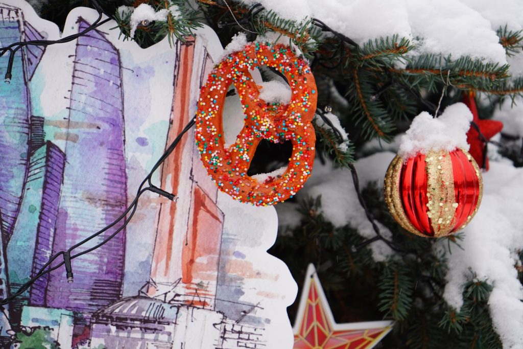 Поиграть в русские народные игры можно в Царицыне. Фото: Анна Быкова, «Вечерняя Москва»