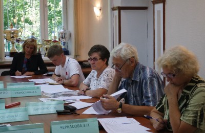 Совет депутатов муниципального округа Царицыно решил разрешить внести изменения в сводную бюджетную роспись 2015 года