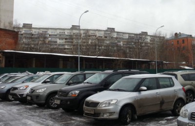 На фото парковка в районе Царицыно