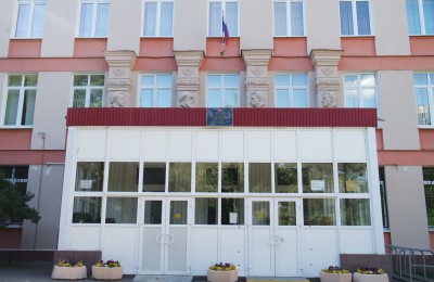 Средняя образовательная школа №870 в районе Царицыно
