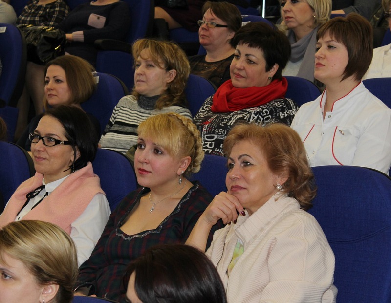 Участники конференции в больнице имени Буянова