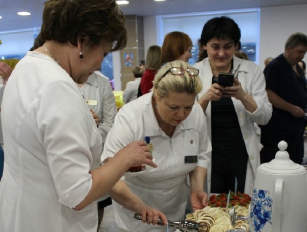 Больница имени Буянова, Буяновка, Масленица, Международный женский день, Александр Саликов