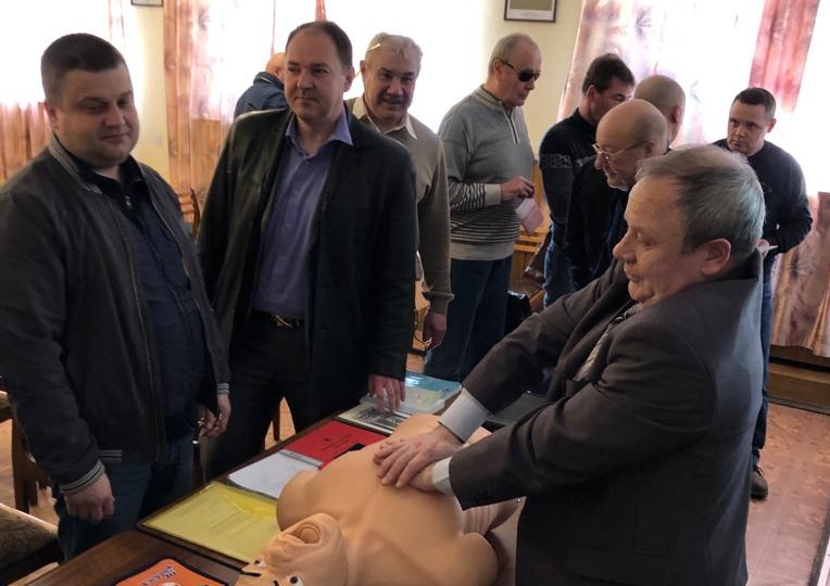 Уметь оказать первую помощь – важная задача