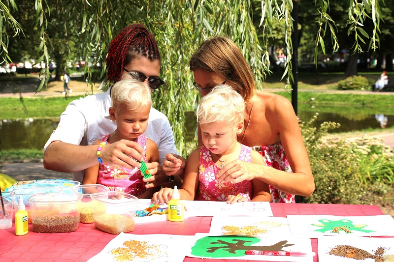 Свежесть лета: многодетные семьи Царицына приняли участие в ярком городском фестивале