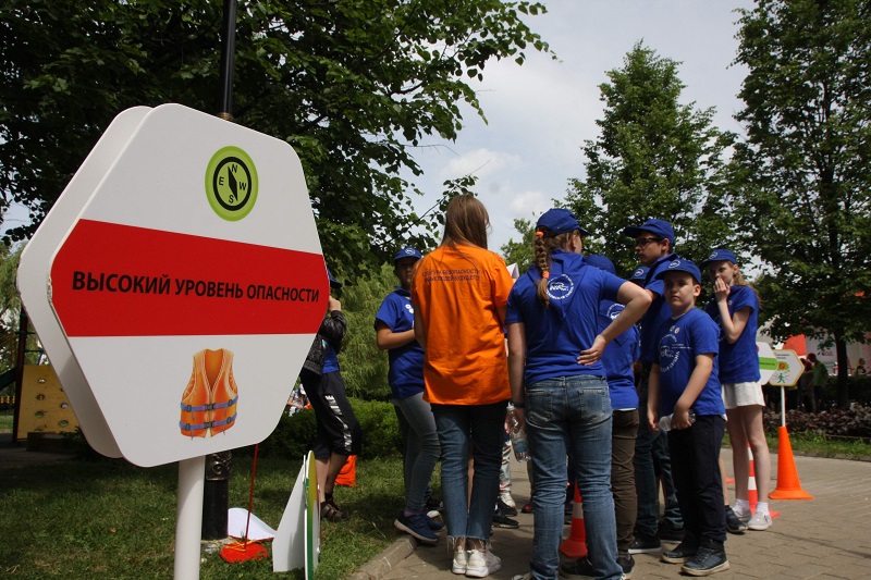 Безопасное лето: юные жители района Царицыно приняли участие в профилактической акции