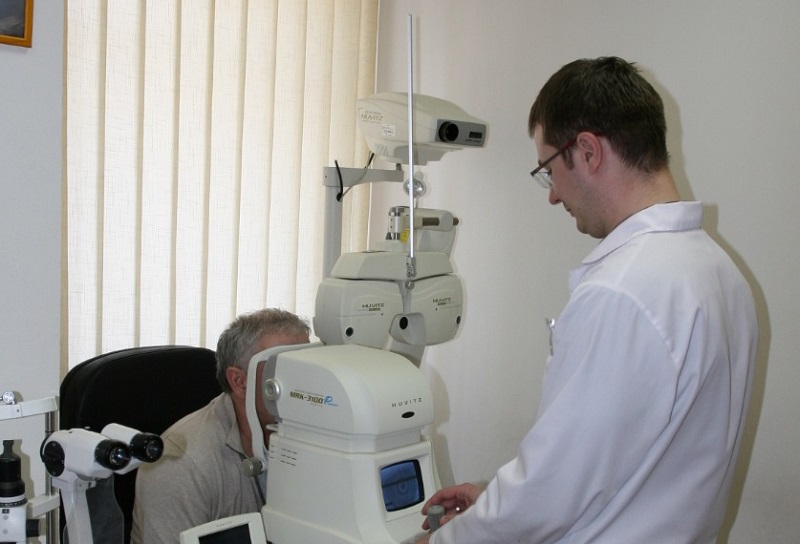 Медики авиацентра отмечают профессиональный праздник