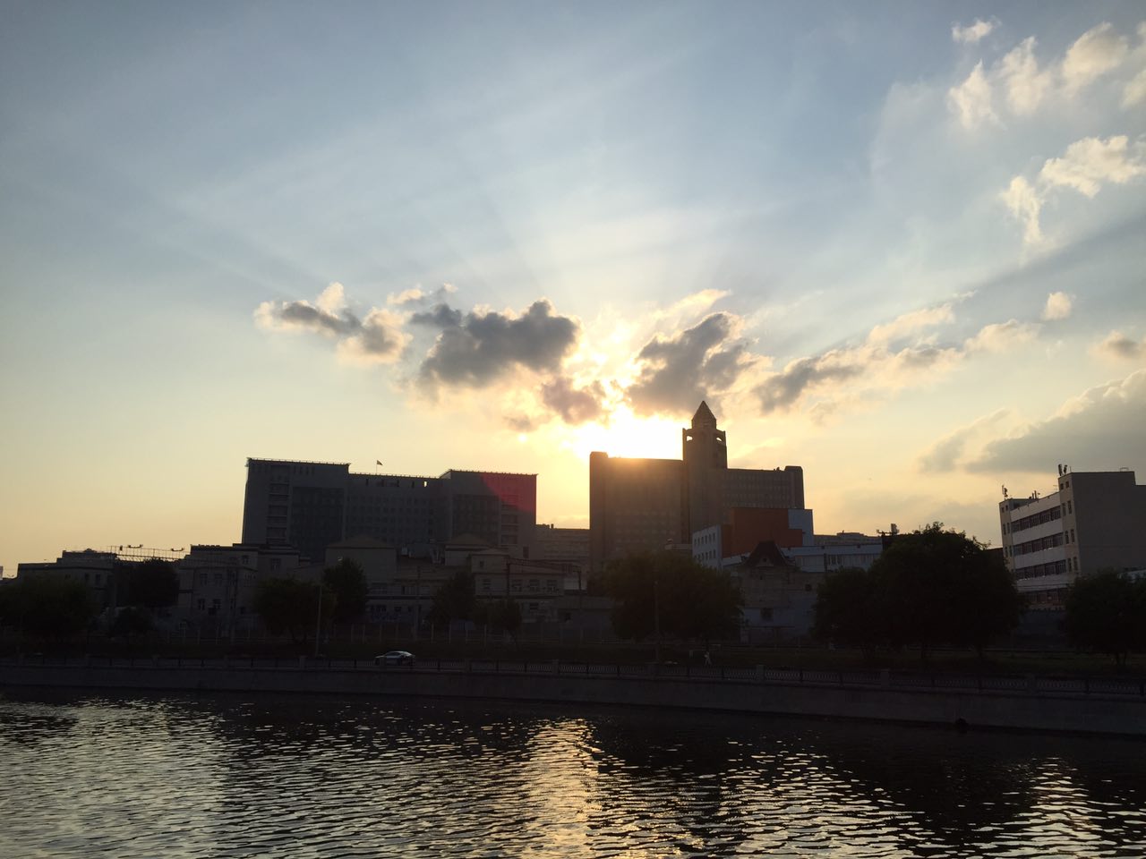 Дворец водных видов спорта в Лужниках поставлен на кадастровый учет