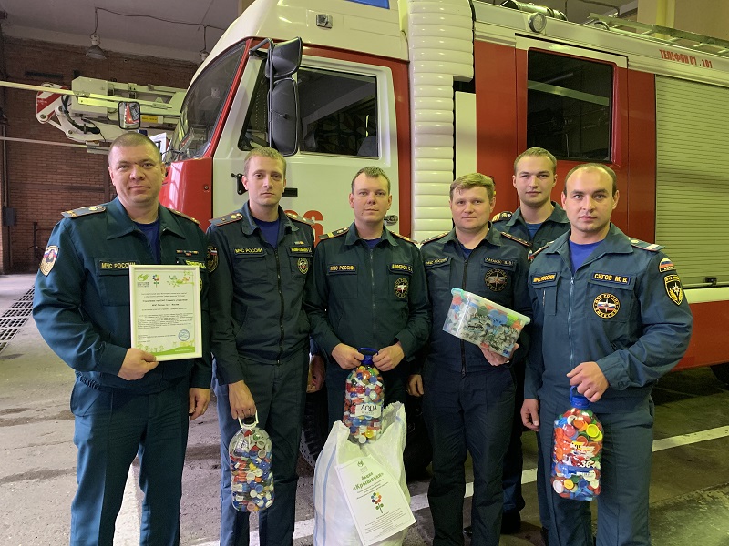 Личный состав Управления по ЮАО ГУ МЧС России по Москве принял участие в акции «Добрые крышечки»