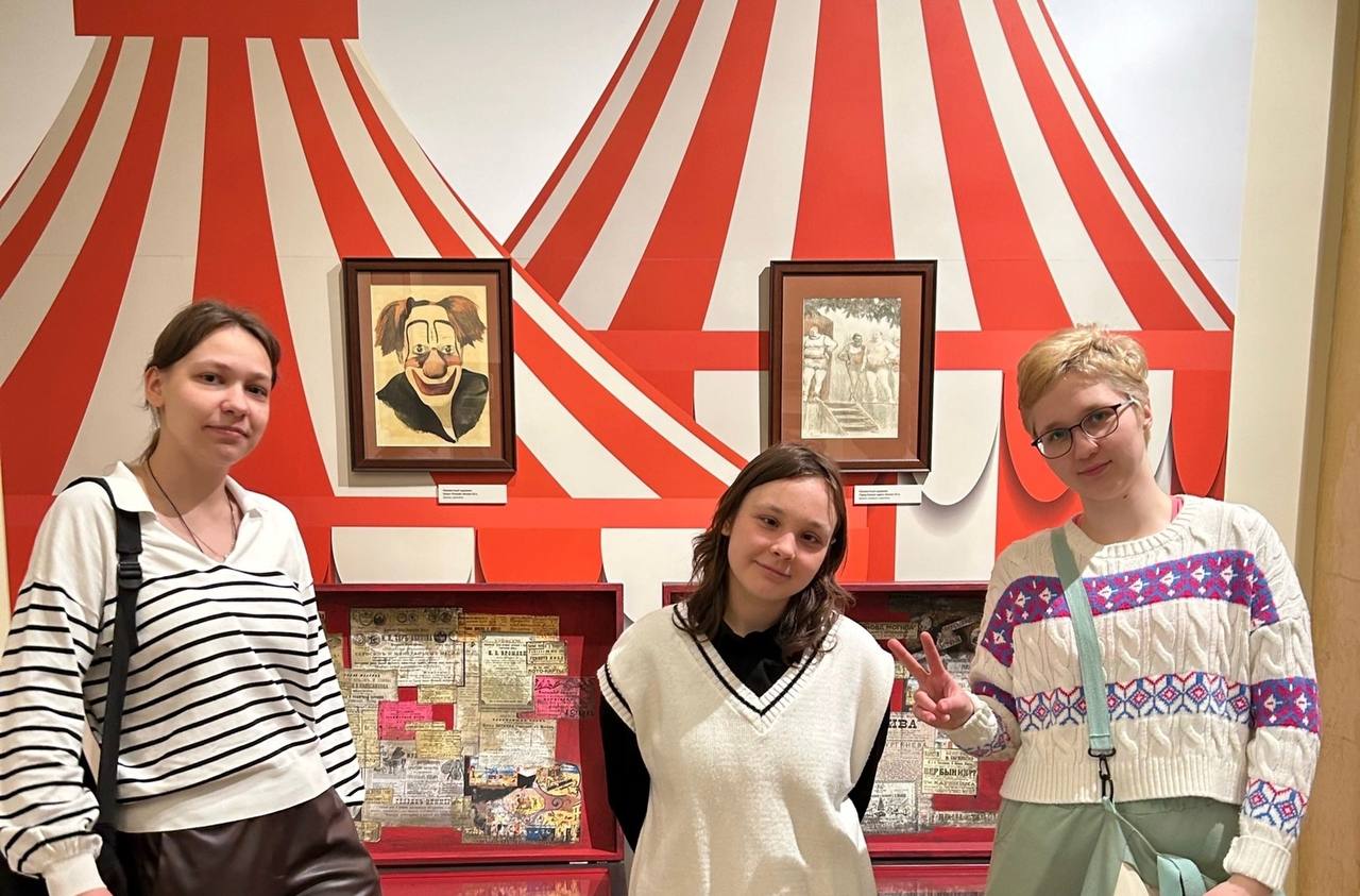 Студенты колледжа «Царицыно» посетили Музей истории современной России. Фото: страница колледжа «Царицыно» в социальных сетях
