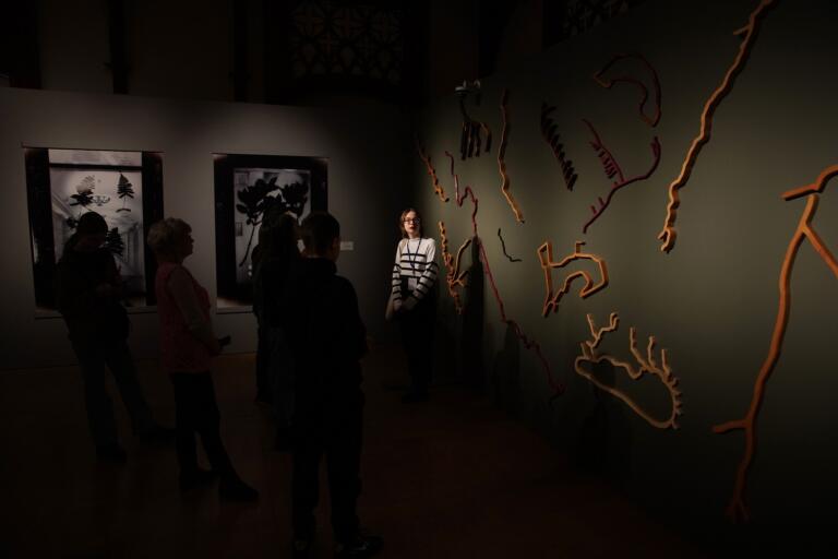 «Царицыно» объявил о наборе медиаторов для проведения экскурсий по выставке «Быть в материале. Современное искусство керамики». Фото: сайт музея-заповедника «Царицыно»