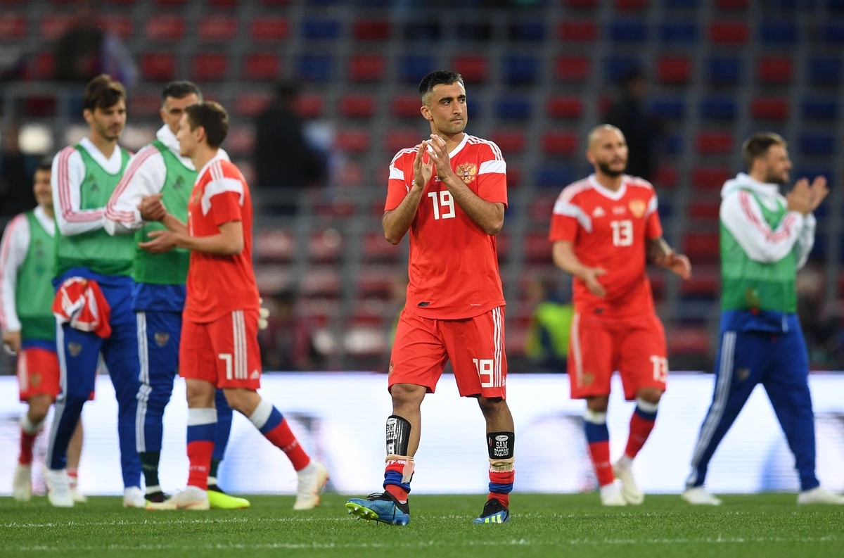 Экс-игрок сборной РФ Александр Самедов примет участие в мастер-классе для юных футболистов в столице. Фото: пресс-служба Департамента спорта Москвы