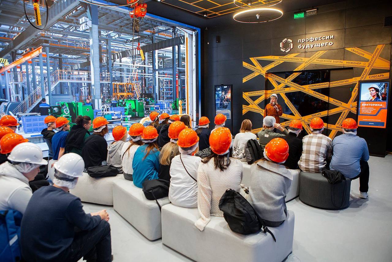 Первые шаги в карьере: более 70 тысяч девятиклассников прошли профориентацию в этом учебном году. Фото: сайт мэра Москвы