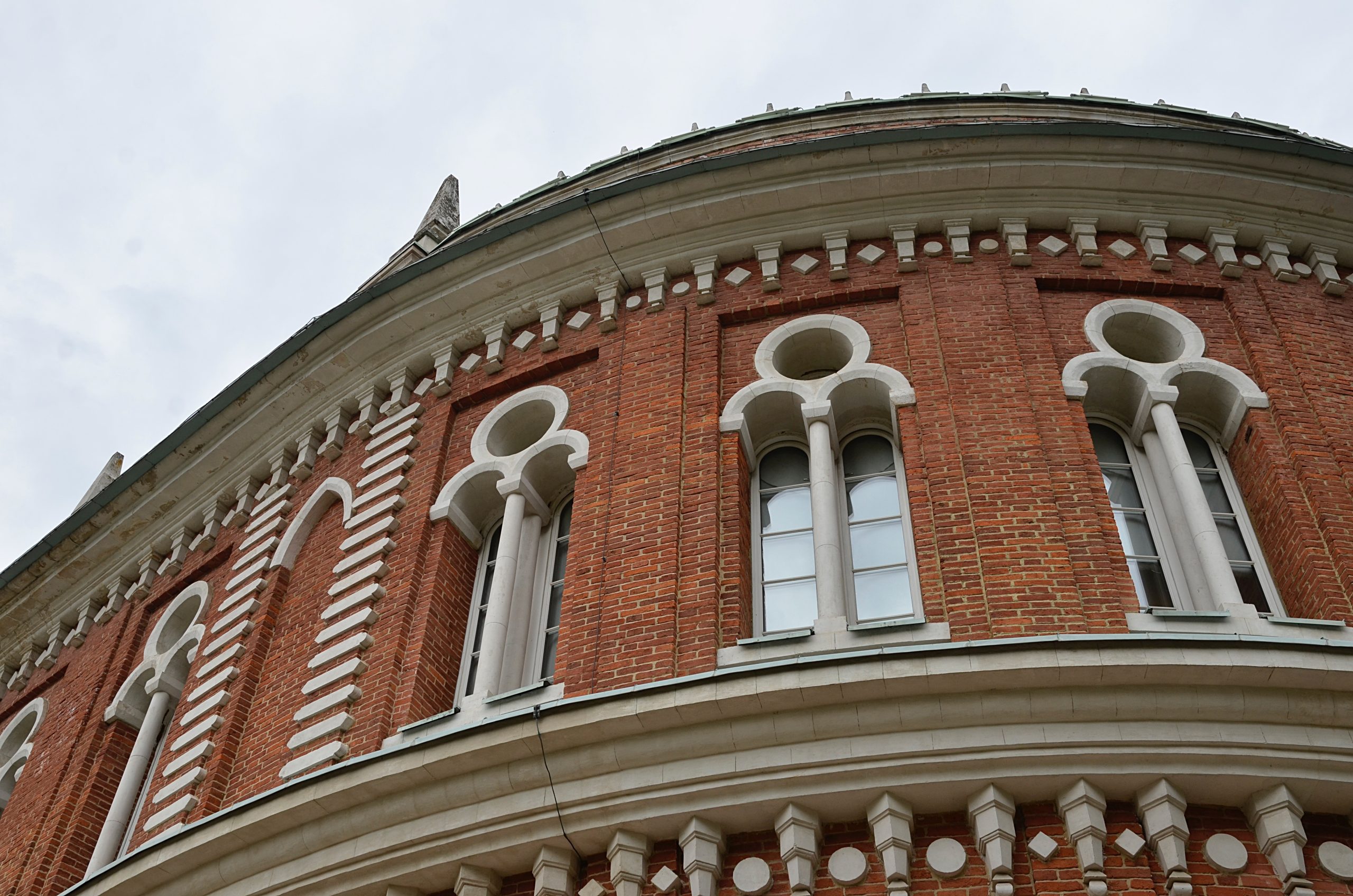 Сотрудники МЗ «Царицыно» пригласили горожан принять участие в «Географическом диктанте». Фото: Анна Быкова, «Вечерняя Москва»