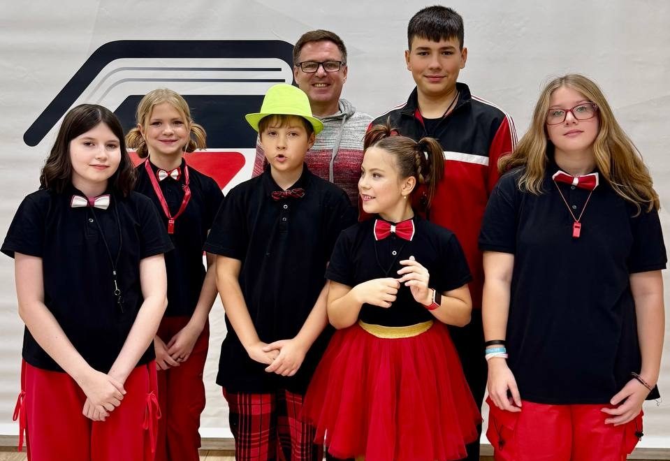 Команда КВН из школы №1466 имени Надежды Рушевой стала лауреатом конкурса. Фото: страница школы №1466 имени Надежды Рушевой в социальных сетях