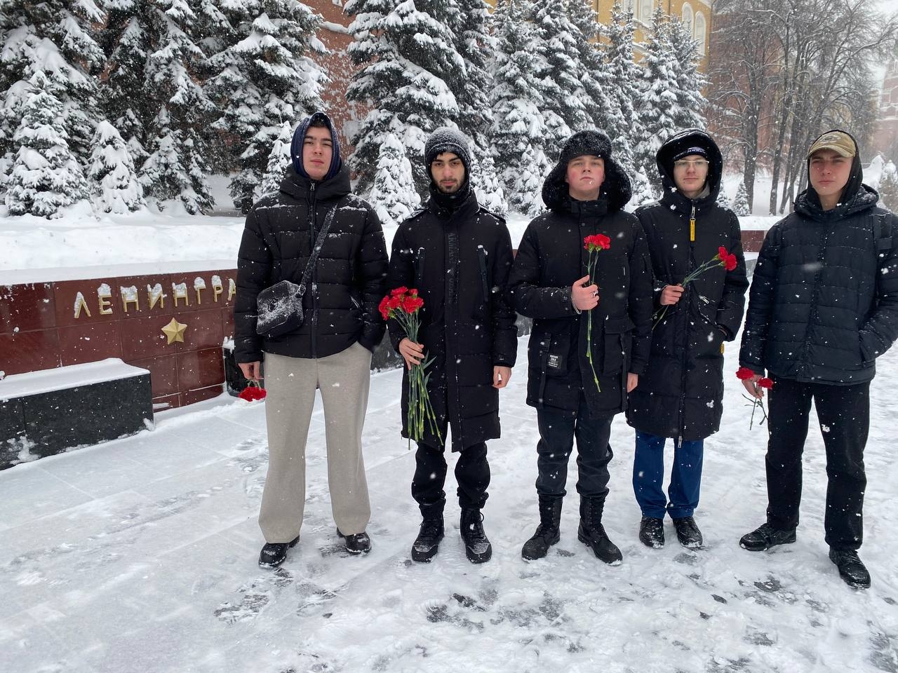 Студенты Колледжа «Царицыно» приняли участие в патриотической акции. Фото: страница Колледжа «Царицыно» в социальных сетях